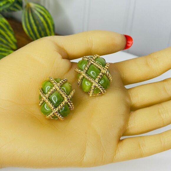 Vintage KJL Kenneth J Lane Earrings Gold Rope Quilted Green Lucite Clip On 1133 - Picture 10 of 15